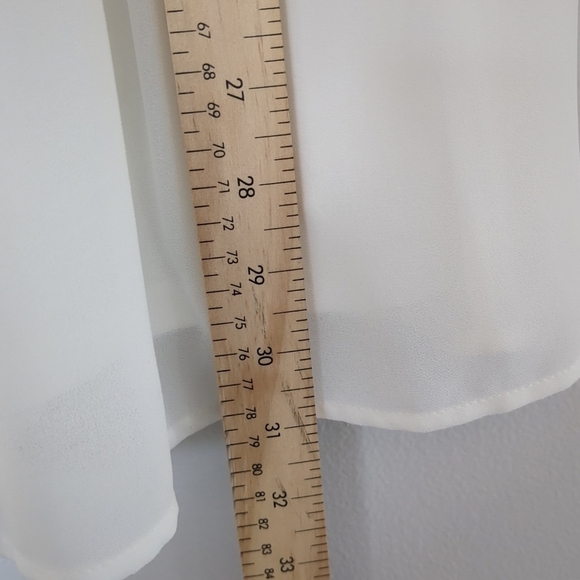 HYFVE Elegant White Sleeveless Romper Size Large Wedding Vacation Feminine - Picture 8 of 10